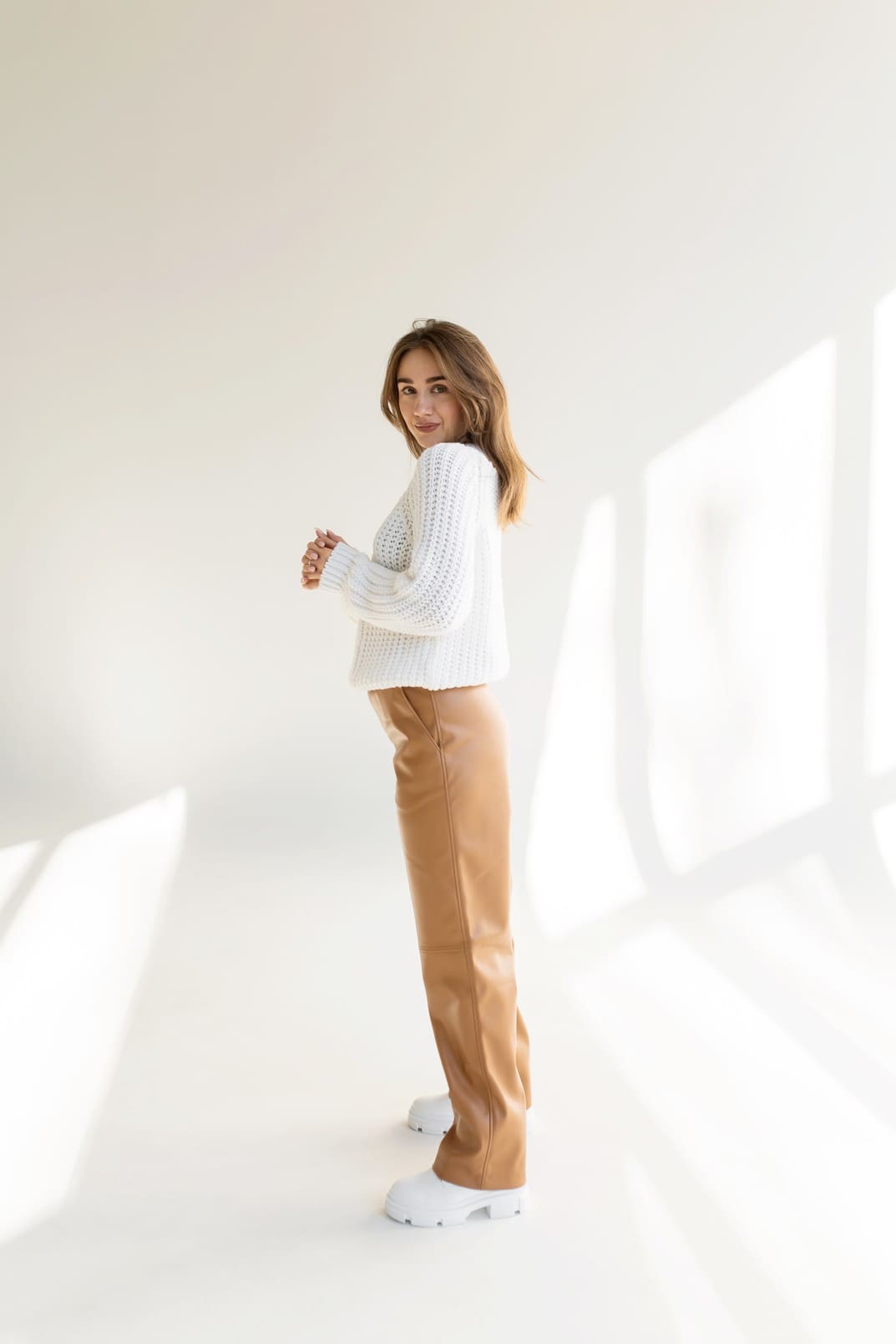 Коричневые брюки экокожа —  900709. Maritel. Изображенние 1 Коричневые брюки экокожа —  900709. Maritel. Изображенние 1