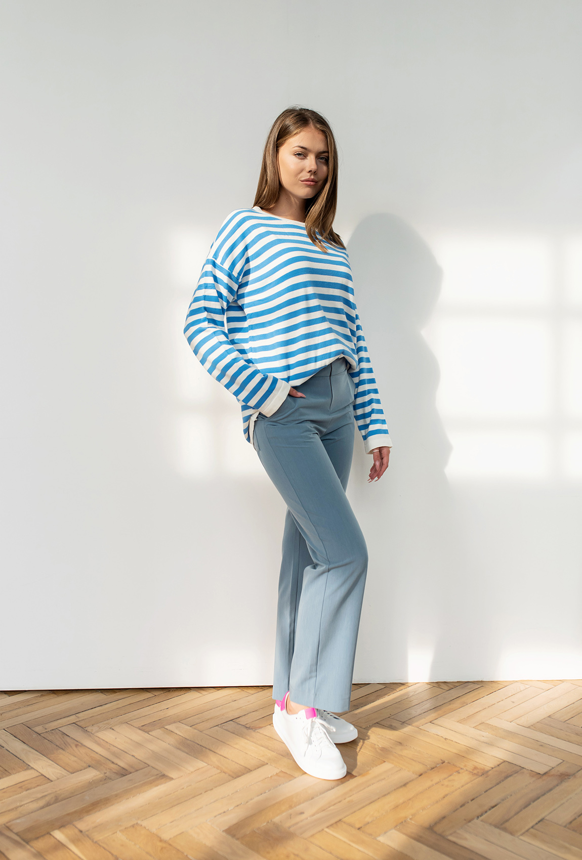 Голубые брюки с накладными карманами  —  920670. Maritel Голубые брюки с накладными карманами  —  920670. Maritel