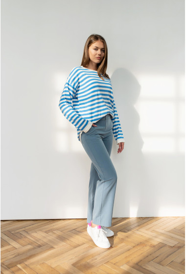 Голубые брюки с накладными карманами . Maritel. Изображенние 4