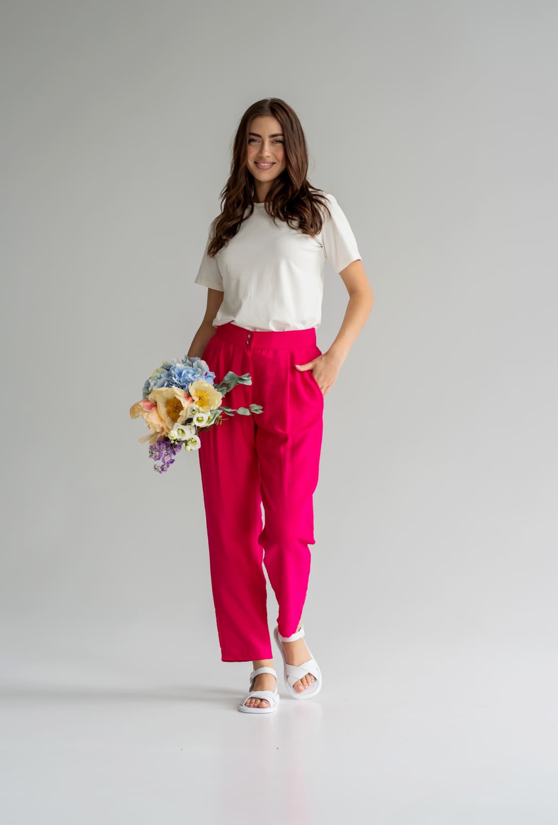 Малиновые брюки бананы —  766113. Maritel Малиновые брюки бананы —  766113. Maritel