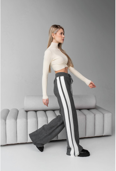 Серые брюки с лампасами. Maritel. Изображенние 4