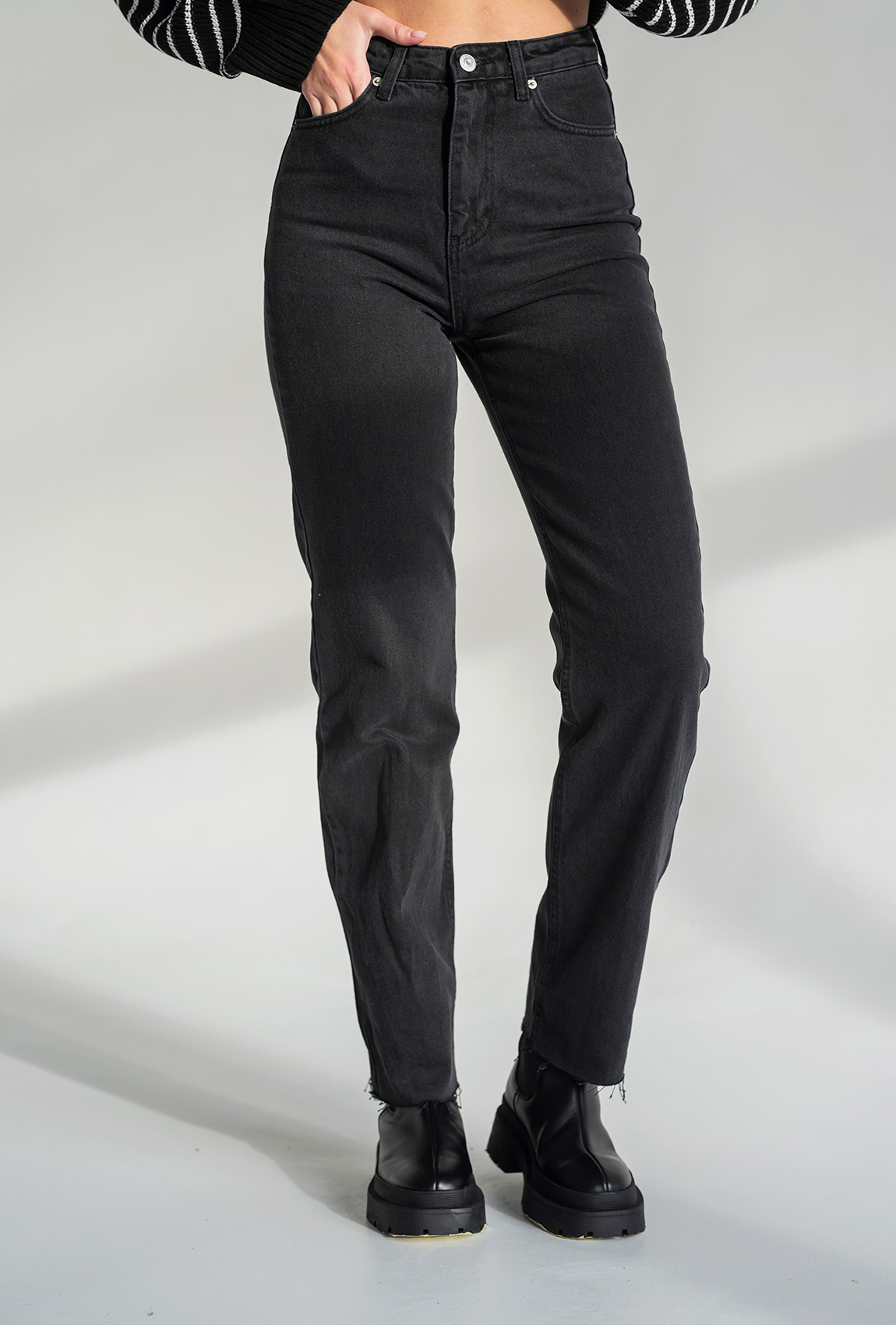Чорні джинси — 235647. Maritel. Зображення 2 Чорні джинси — 235647. Maritel. Зображення 2