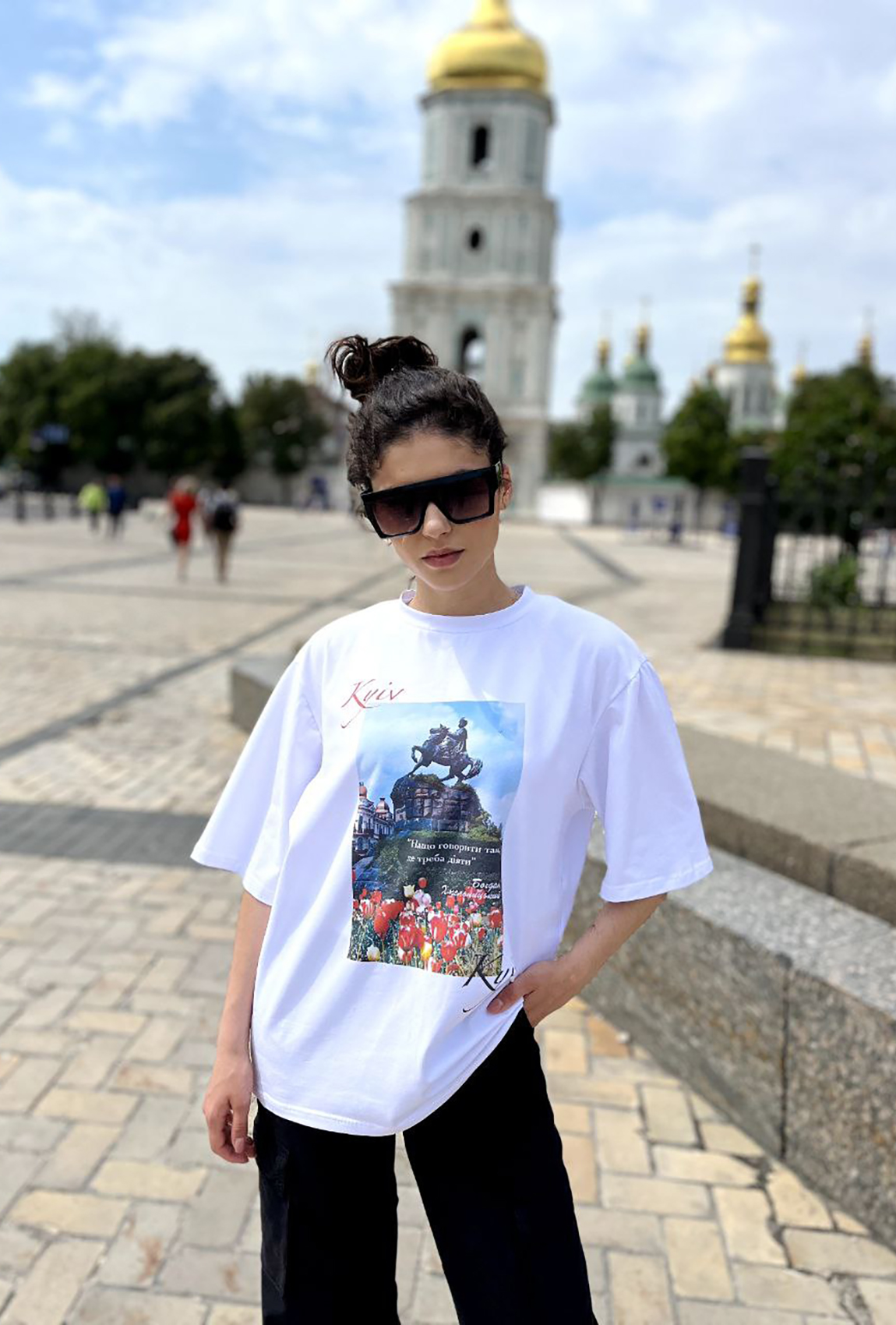 Белая футболка принт с Богданом Хмельницким  —  349928. Maritel Белая футболка принт с Богданом Хмельницким  —  349928. Maritel