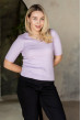 Лавандова в'язана футболка з V вирізом — 434106. Maritel. Зображення 4 Лавандова в'язана футболка з V вирізом — 434106. Maritel. Зображення 4