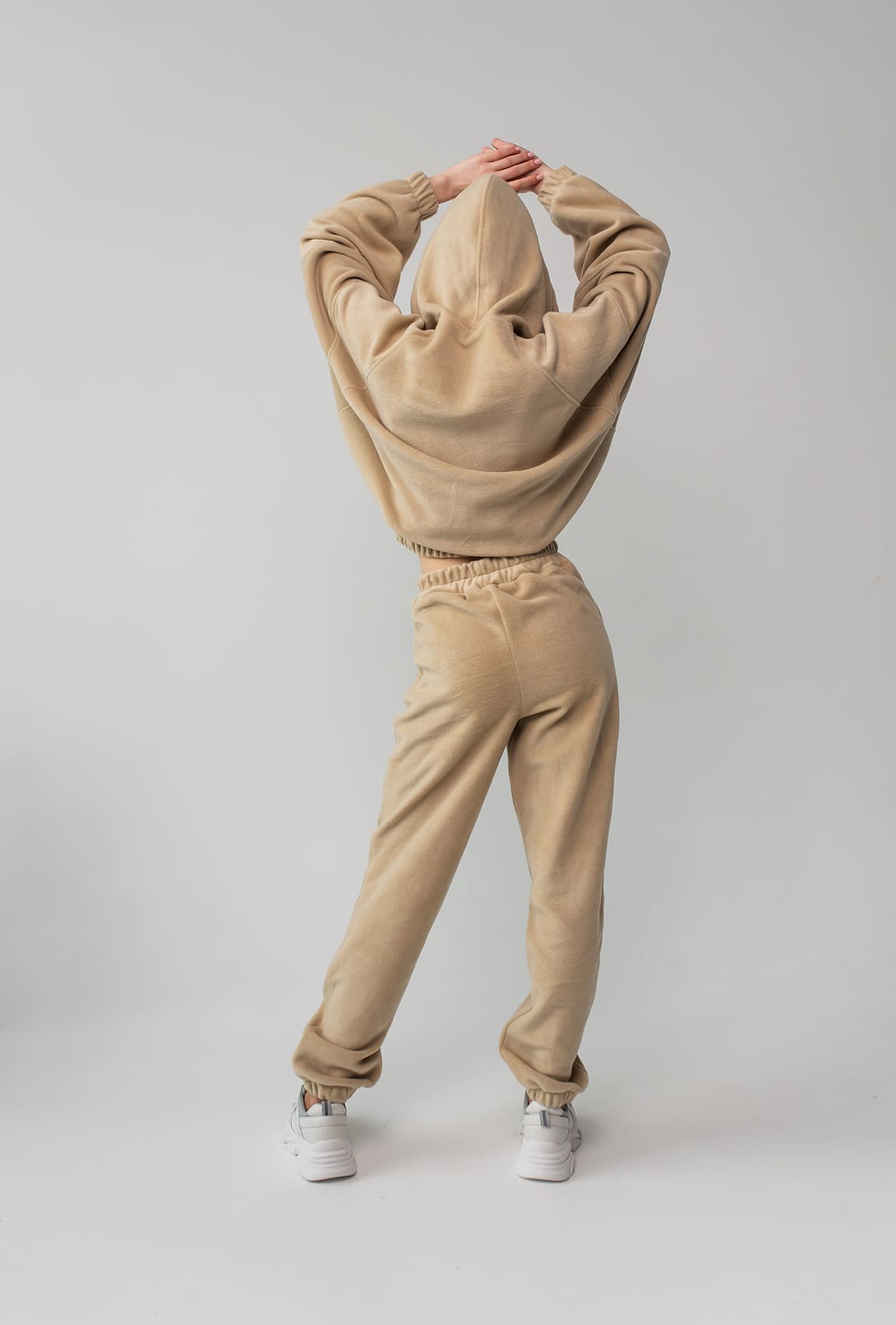 Бежевый костюм флис с капюшоном — 399100. Maritel. Изображенние 1 Бежевый костюм флис с капюшоном — 399100. Maritel. Изображенние 1