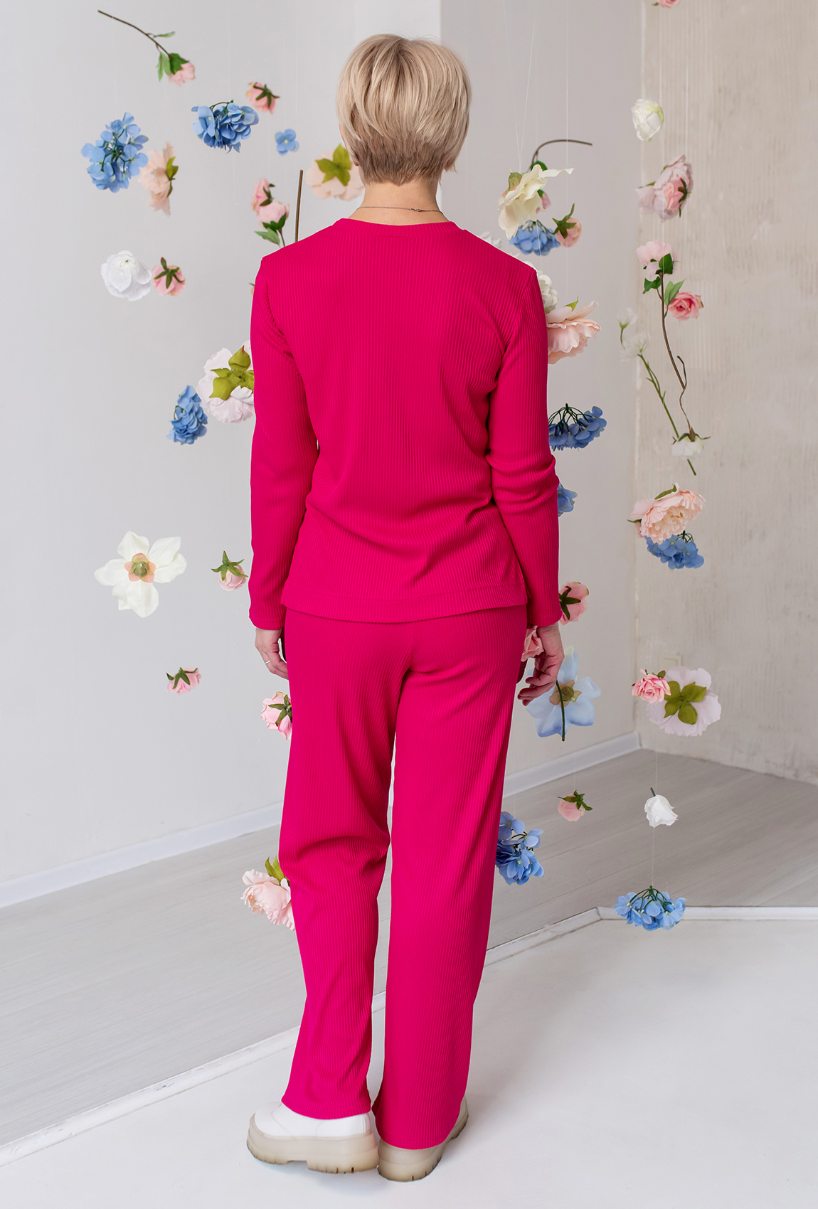 Малиновый костюм Натали — 656304. Maritel. Изображенние 1 Малиновый костюм Натали — 656304. Maritel. Изображенние 1