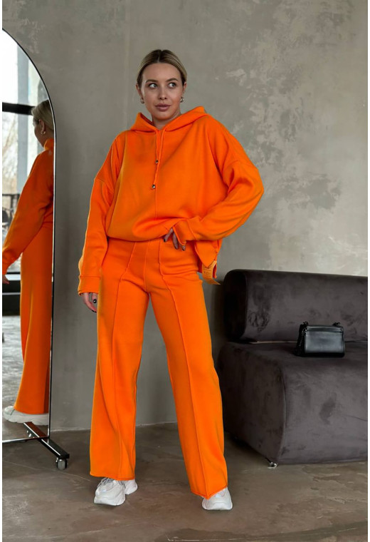 Оранжевый костюм отстрочка с капюшоном
