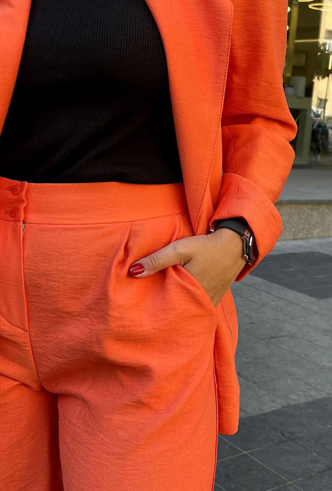 Оранжевый костюм пиджак и шорты —  812570. Maritel. Изображенние 2