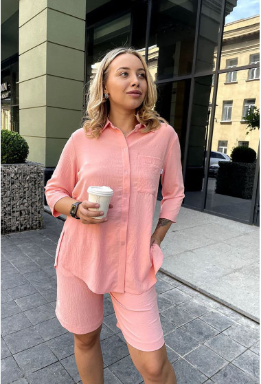 Персиковый костюм жатка с шортами. Maritel. Изображенние 12