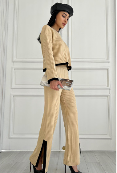 Бежевый брючный костюм с разрезом. Maritel. Изображенние 8