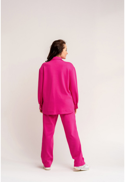 Малиновый костюм с рубашкой — 449106. Maritel. Изображенние 2 Малиновый костюм с рубашкой — 449106. Maritel. Изображенние 2