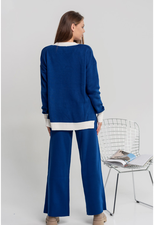 Костюм с белым манжетом электрик — 388823. Maritel. Изображенние 2 Костюм с белым манжетом электрик — 388823. Maritel. Изображенние 2