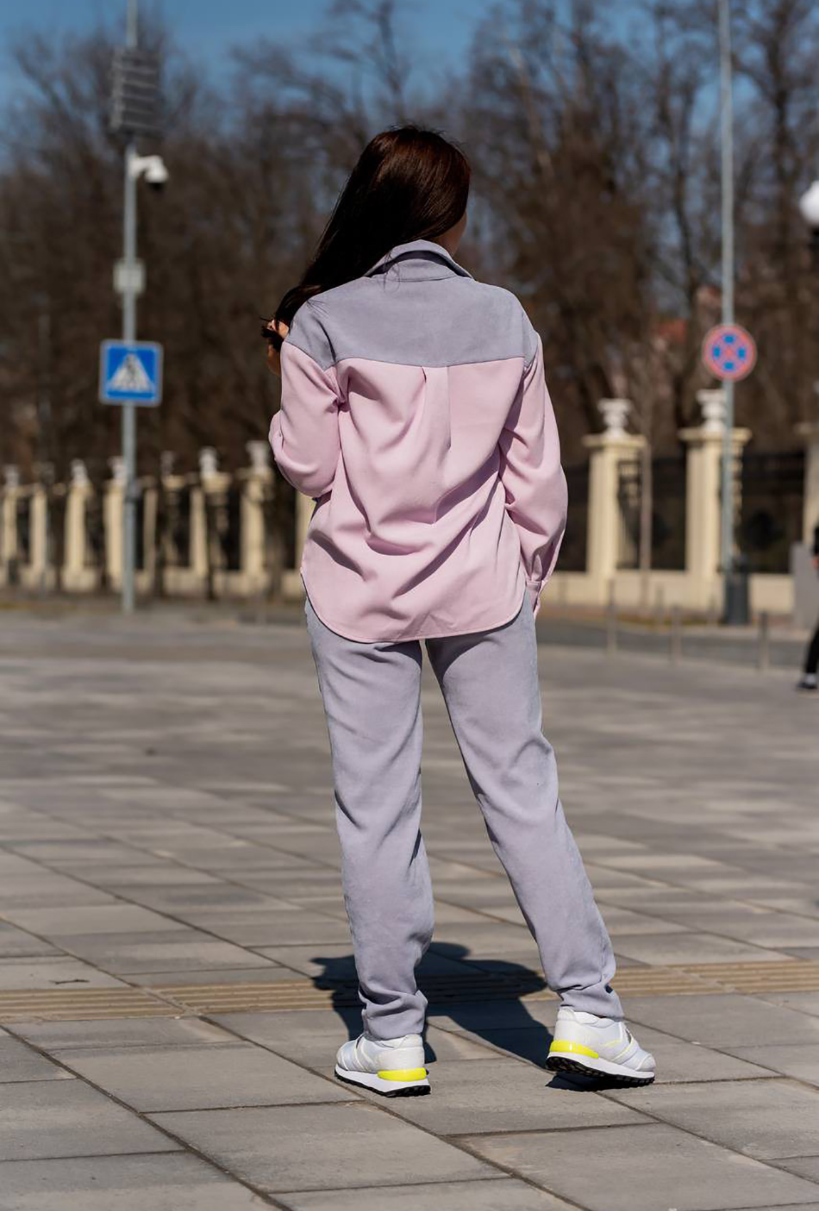 Лавандово-рожевий вельветовий костюм — 608466. Maritel. Зображення 2 Лавандово-рожевий вельветовий костюм — 608466. Maritel. Зображення 2