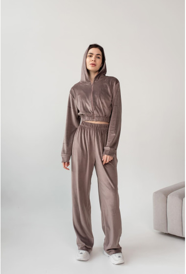 Бронзовый велюровый костюм на молнии. Maritel. Изображенние 3