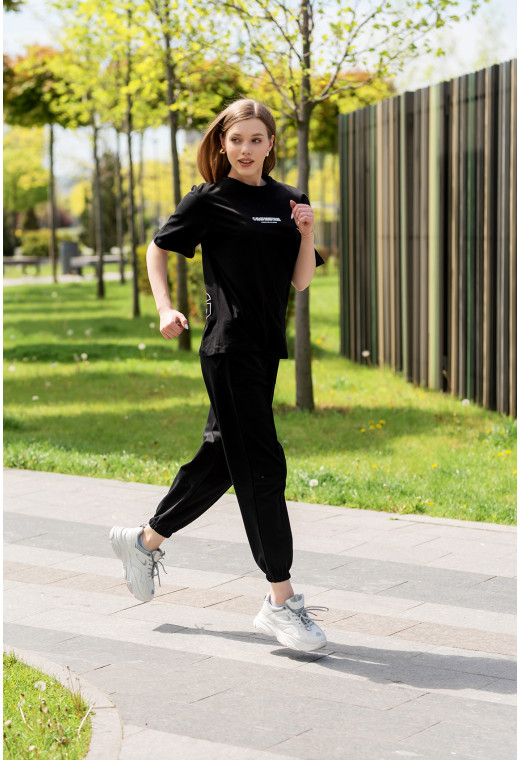 Чорний костюм з футболкою madfornothing — 204834. Maritel. Зображення 3 Чорний костюм з футболкою madfornothing — 204834. Maritel. Зображення 3