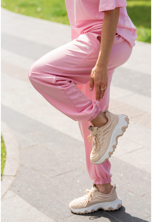 Рожевий костюм з футболкою madfornothing — 631609. Maritel. Зображення 1 Рожевий костюм з футболкою madfornothing — 631609. Maritel. Зображення 1