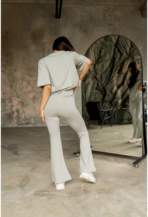 Серый костюм с футболкой Wellness — 354450. Maritel. Изображенние 1 Серый костюм с футболкой Wellness — 354450. Maritel. Изображенние 1