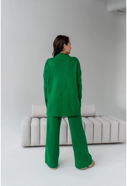 Зеленый костюм с туникой воротник стойка — 147046. Maritel. Изображенние 1 Зеленый костюм с туникой воротник стойка — 147046. Maritel. Изображенние 1