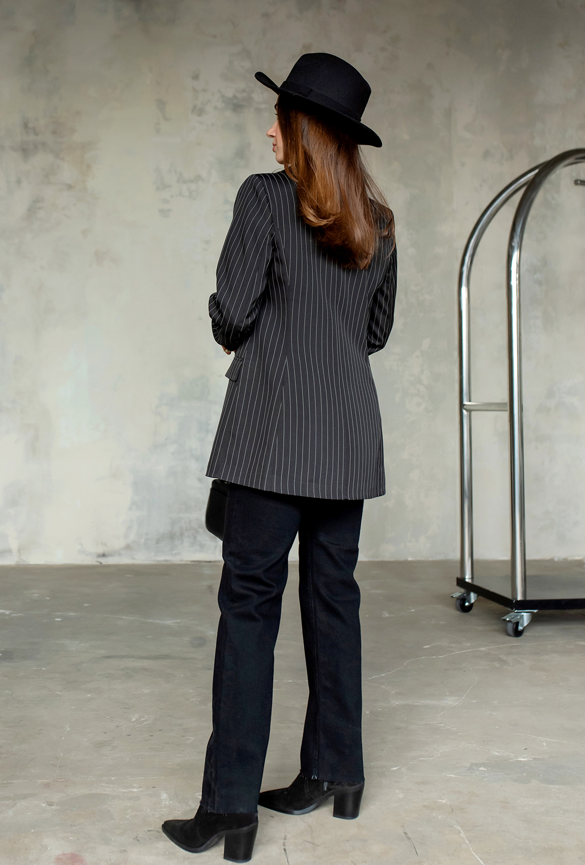 Черный пиджак в полоску —  582265. Maritel. Изображенние 1