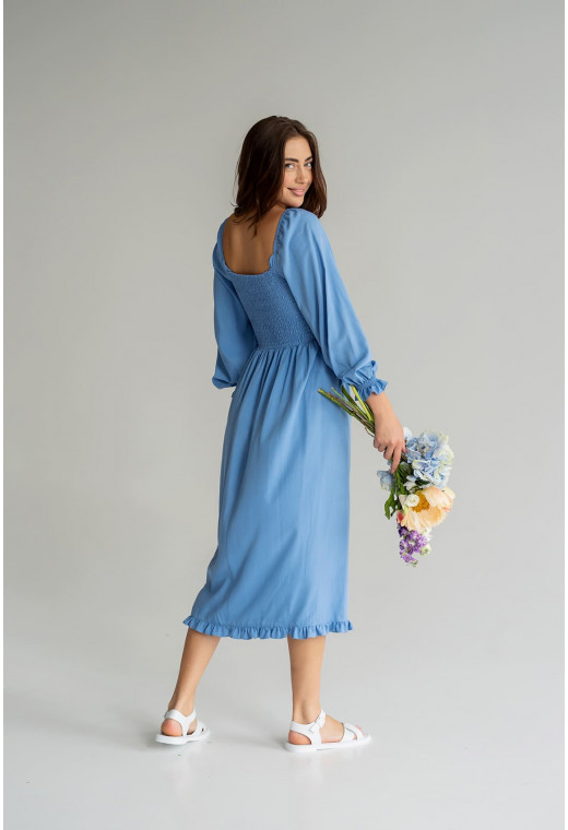 Голубое вязаное платье резинка —  588854. Maritel. Изображенние 1 Голубое вязаное платье резинка —  588854. Maritel. Изображенние 1