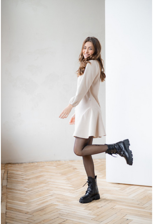 Бежевое платье с подрезом — 240489. Maritel. Изображенние 1 Бежевое платье с подрезом — 240489. Maritel. Изображенние 1