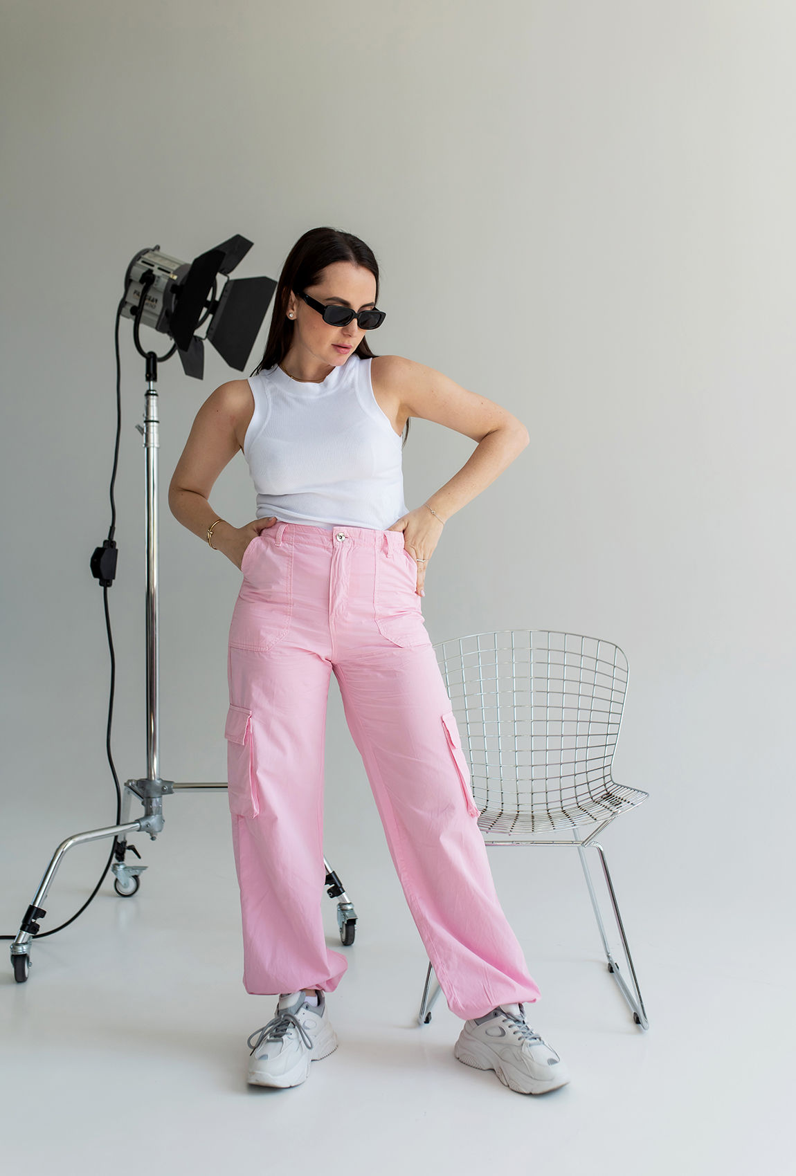 Розовые брюки карго летние —  696970. Maritel. Изображенние 3