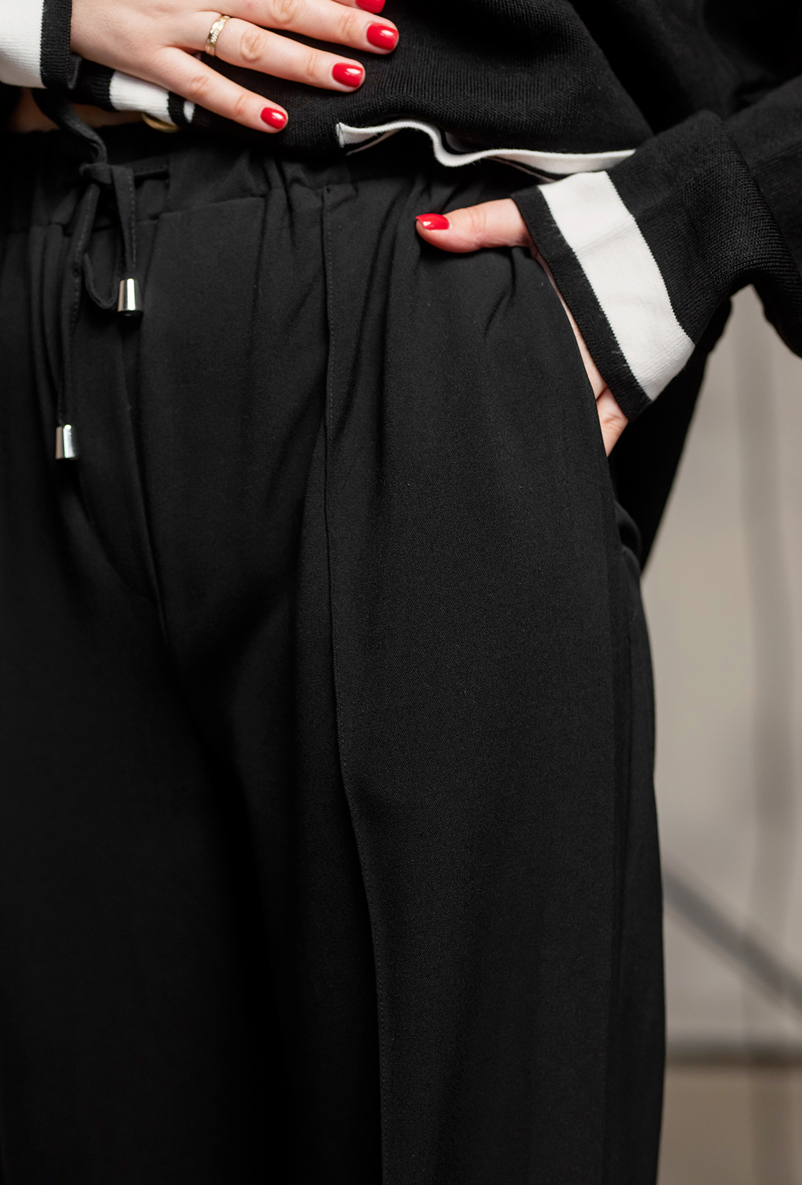 Чорні штани на кулісці —  988548. Maritel. Зображення 3