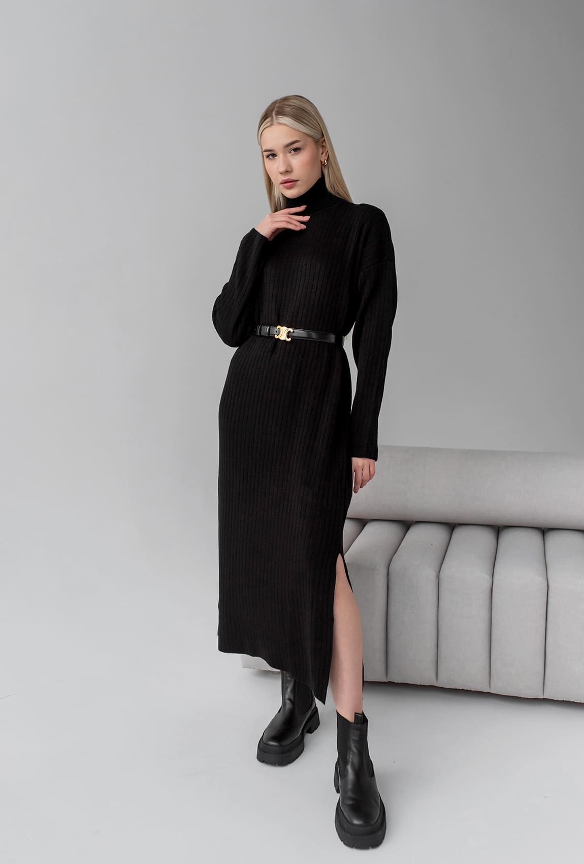 Черное платье под горло — 577550. Maritel Черное платье под горло — 577550. Maritel