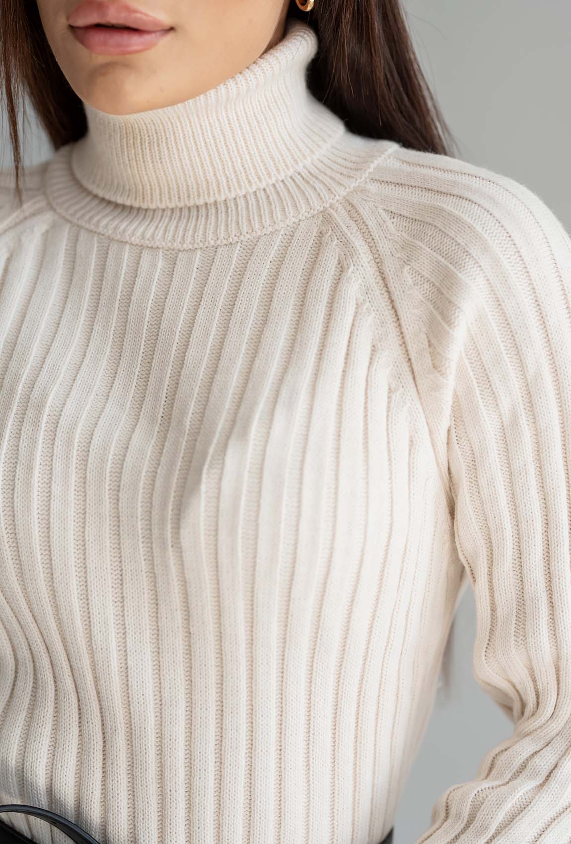 Платье миди в рубчике молочного цвета — 456044. Maritel. Изображенние 3 Платье миди в рубчике молочного цвета — 456044. Maritel. Изображенние 3