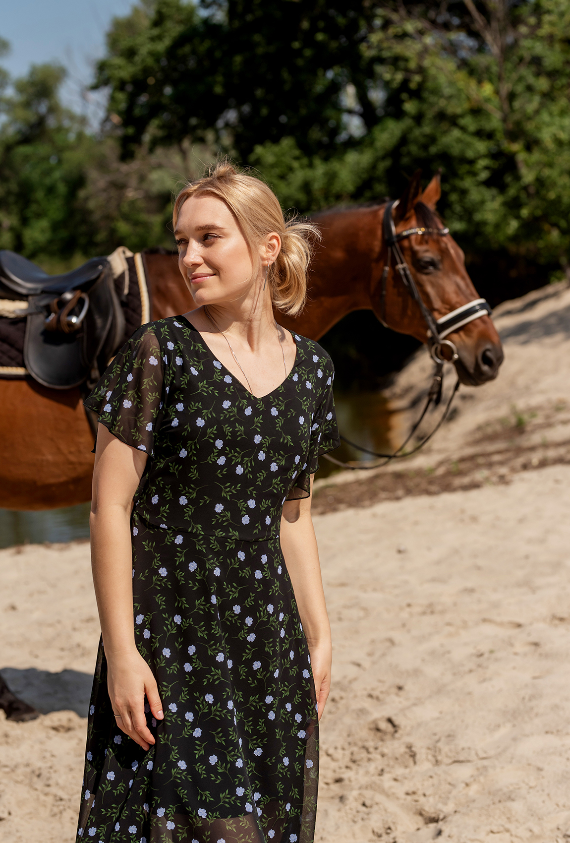 Черное шифоновое платье солнце миди —  261112. Maritel. Изображенние 1