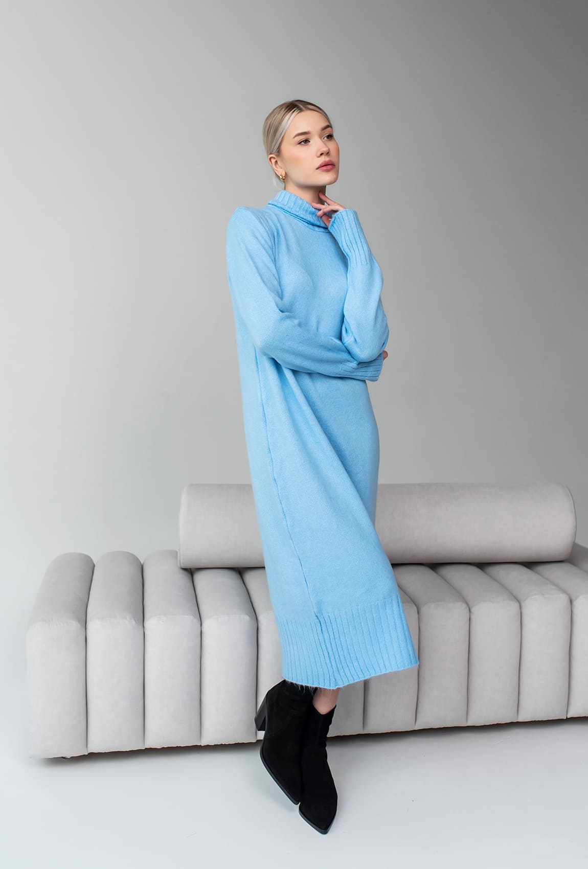 Синя в'язана сукня міді —  882679. Maritel