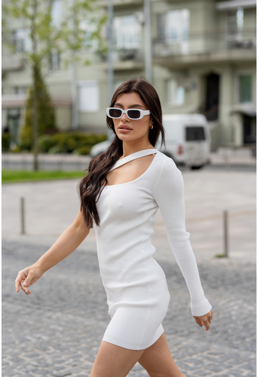 Біла сукня з одним рукавом —  661197. Maritel. Зображення 1 Біла сукня з одним рукавом —  661197. Maritel. Зображення 1