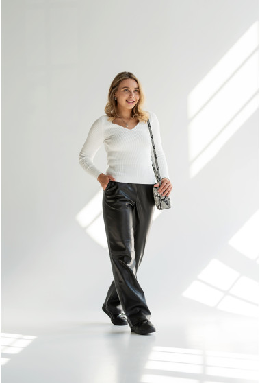 Молочний Светр ажурний. Maritel. Зображення 4