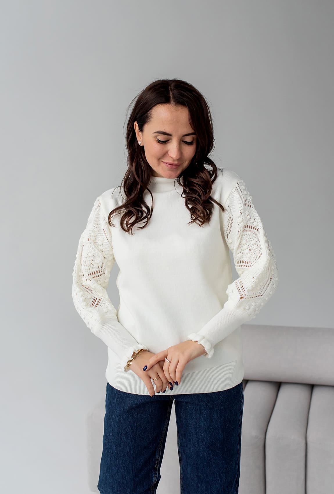 Білий светр ажурний рукав — 122530. Maritel Білий светр ажурний рукав — 122530. Maritel