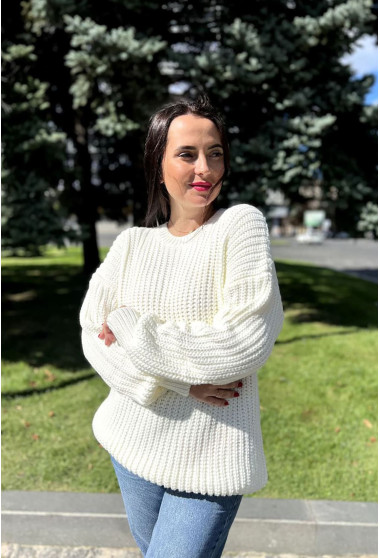 Молочний светр велика в'язка . Maritel. Зображення 4