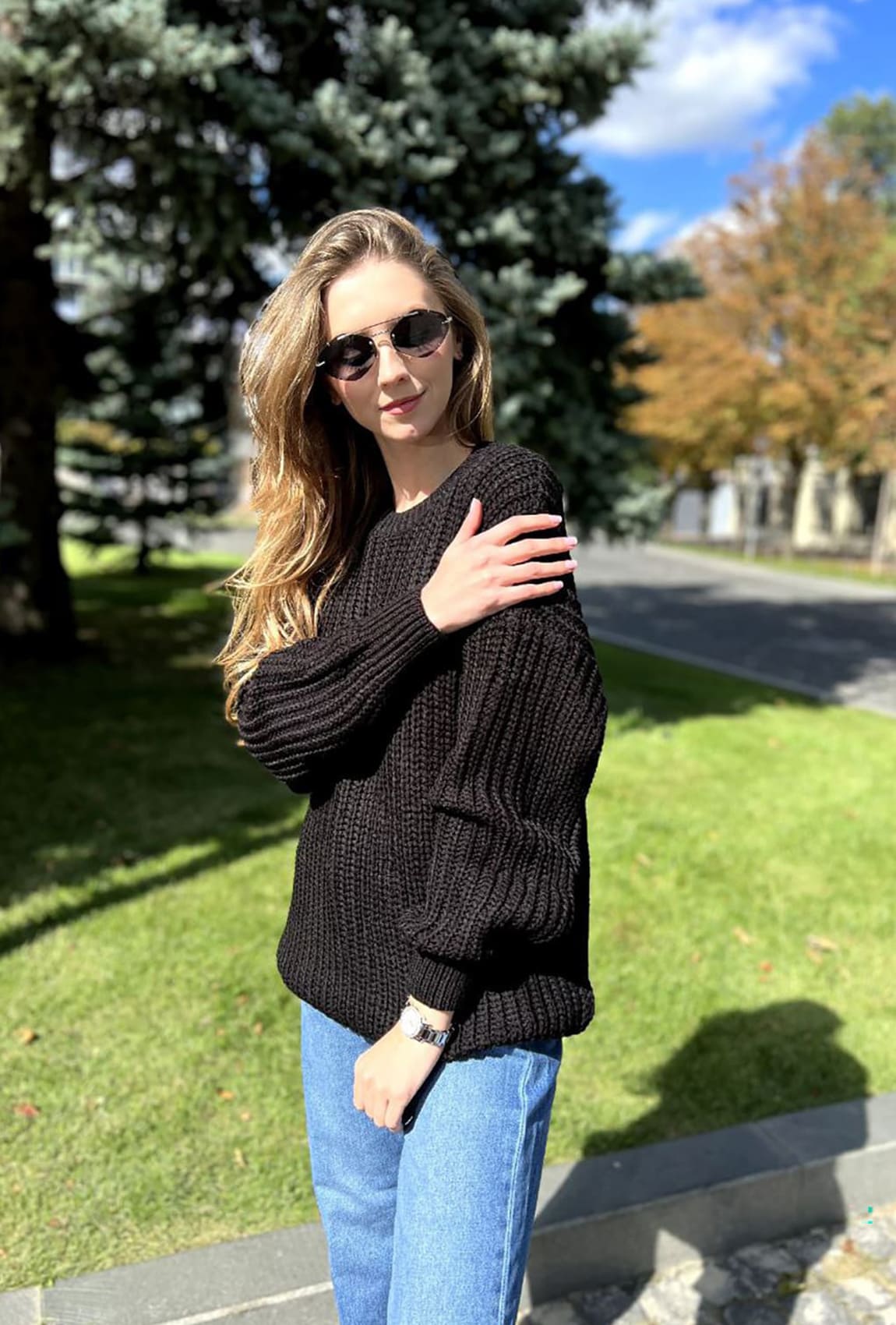 Чорний светр з великою в'язкою — 729185. Maritel Чорний светр з великою в'язкою — 729185. Maritel