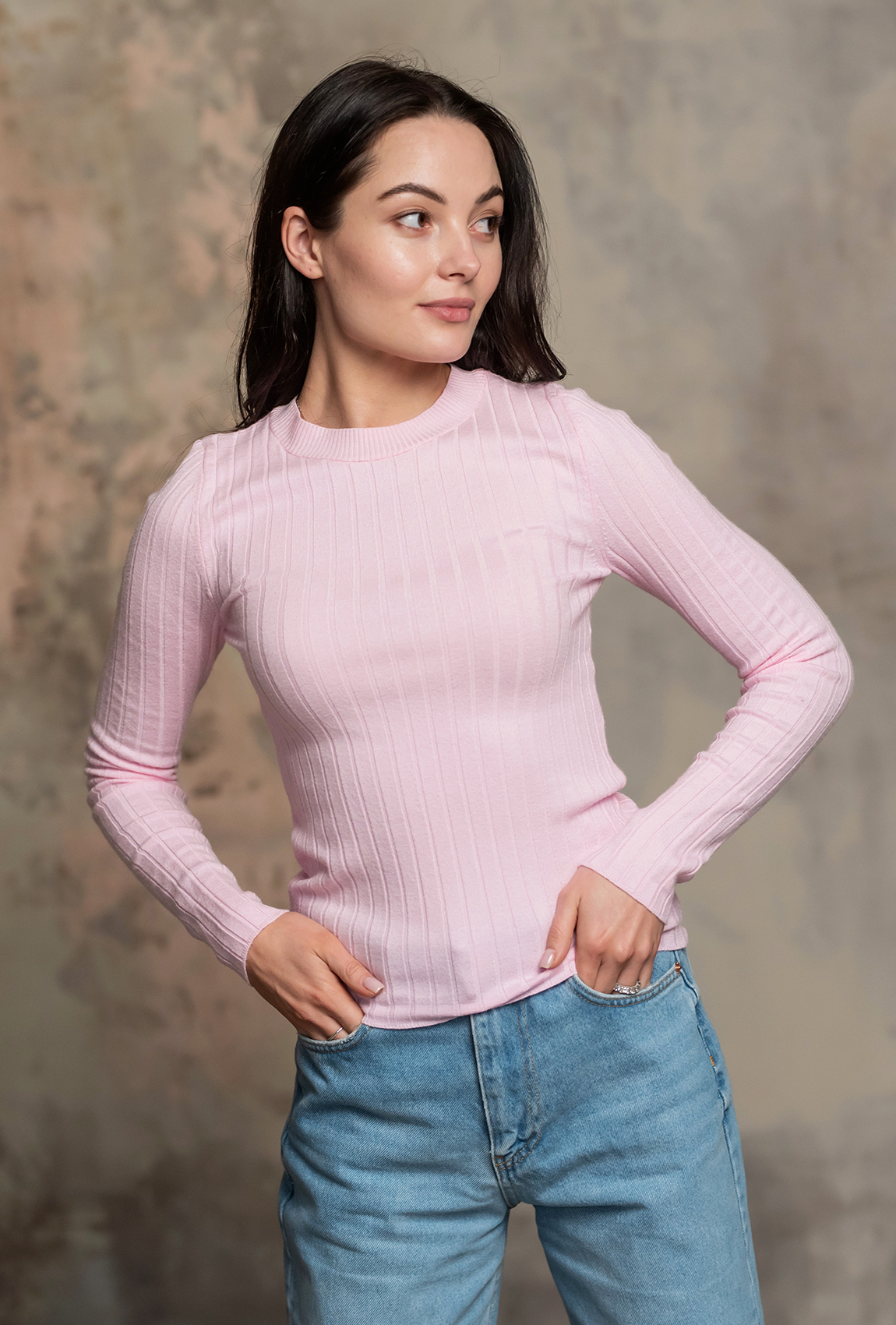 Рожевий светр в рубчик — 591613. Maritel. Зображення 1 Рожевий светр в рубчик — 591613. Maritel. Зображення 1