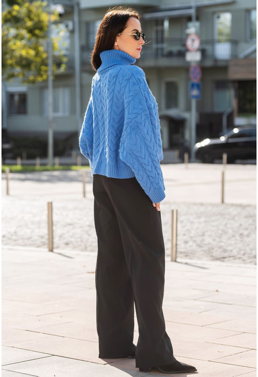 Голубой свитер укороченный —  580640. Maritel. Зображення 1 Голубой свитер укороченный —  580640. Maritel. Зображення 1