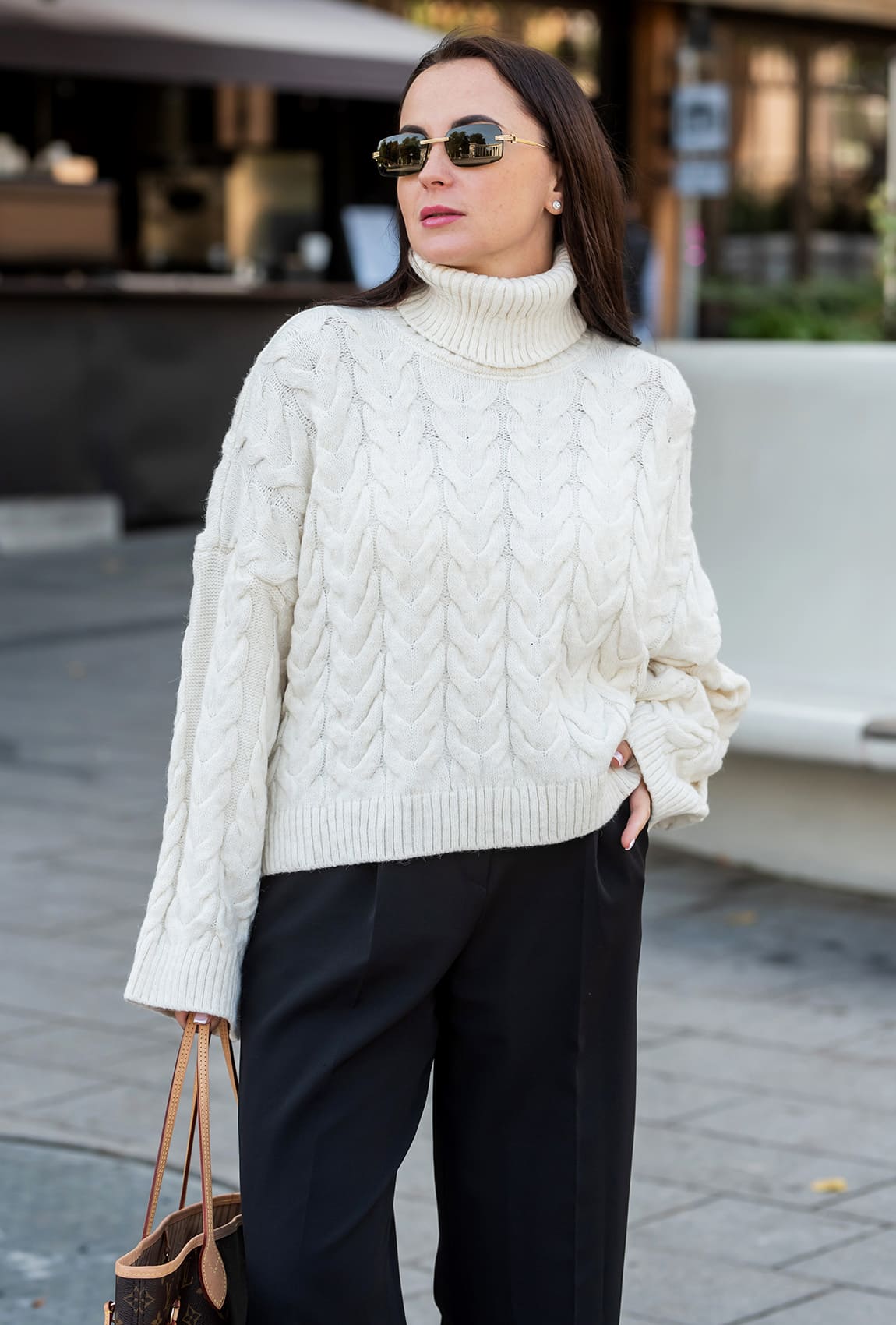 Молочний светр укорочений —  346381. Maritel