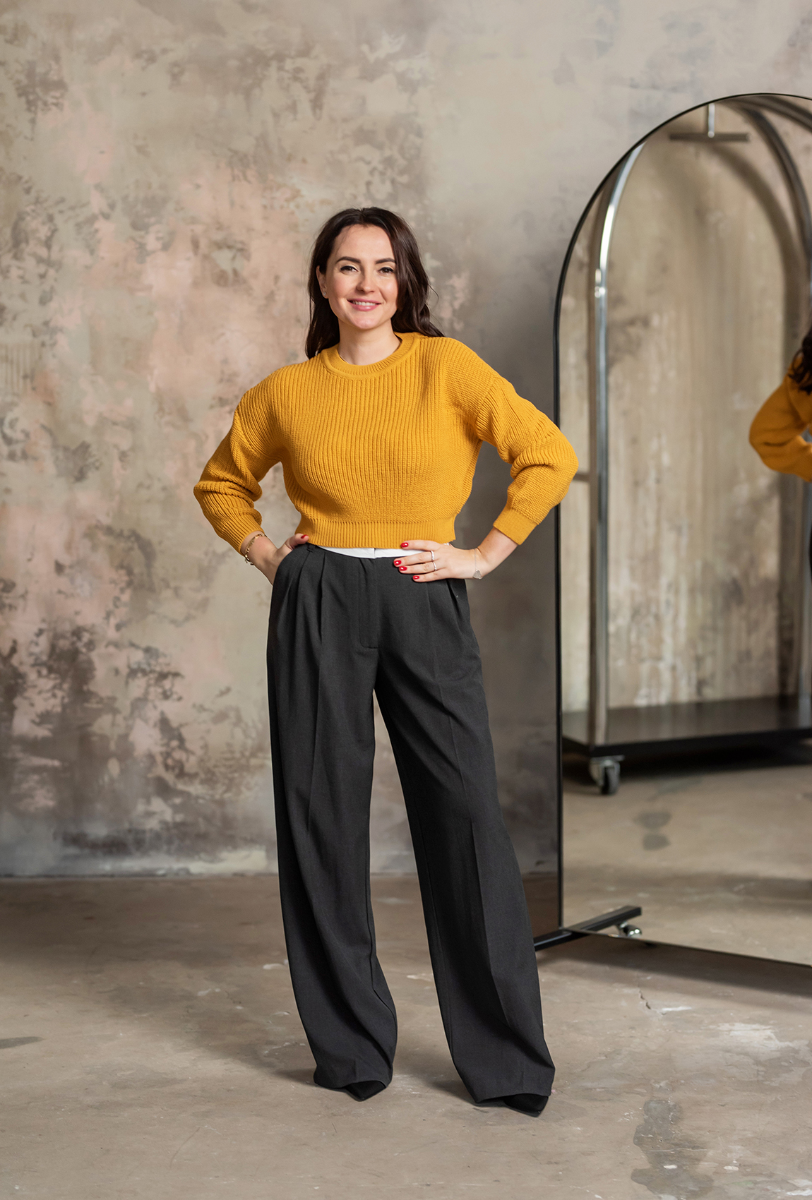 Гірчичний в'язаний светр — 701319. Maritel. Зображення 2 Гірчичний в'язаний светр — 701319. Maritel. Зображення 2