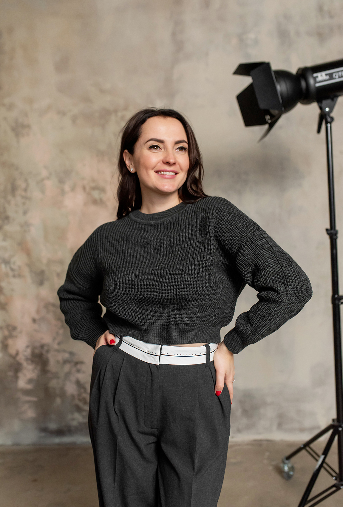 Чорний  в'язаний светр  —  558210. Maritel