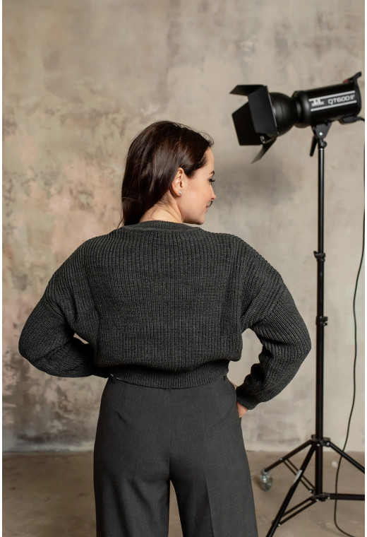 Чорний в'язаний светр — 558210. Maritel. Зображення 1 Чорний в'язаний светр — 558210. Maritel. Зображення 1