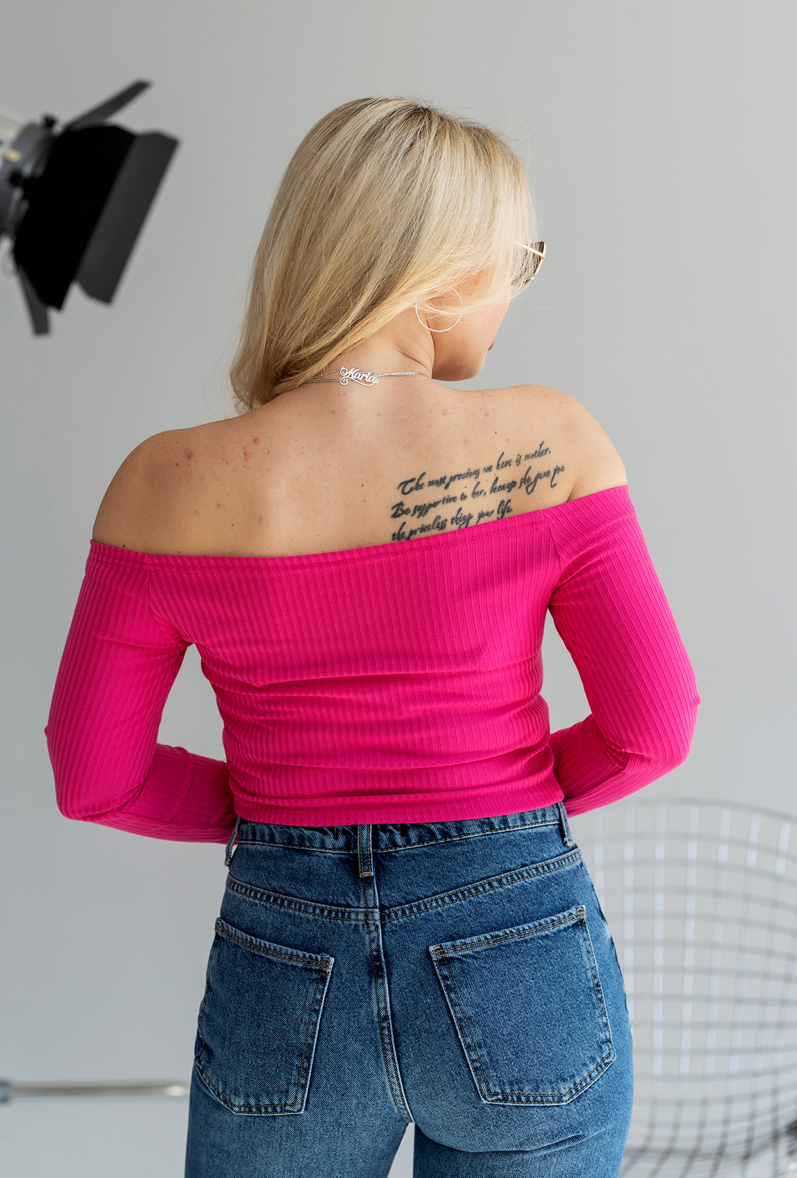 Малиновий топ рубчик спущеними плечима —  936703. Maritel. Зображення 2