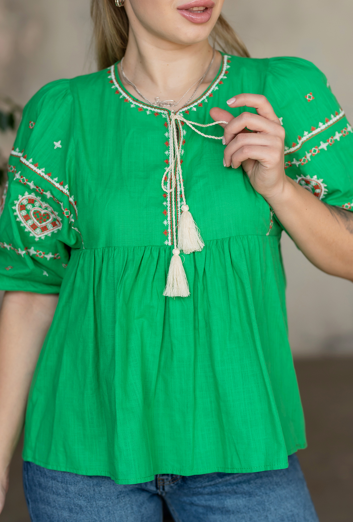 Зеленая вышиванка с отрезной кокеткой —  707866. Maritel. Изображенние 3