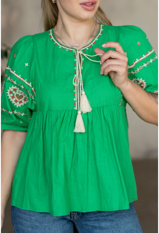 Зеленая вышиванка с отрезной кокеткой — 707866. Maritel. Изображенние 3 Зеленая вышиванка с отрезной кокеткой — 707866. Maritel. Изображенние 3