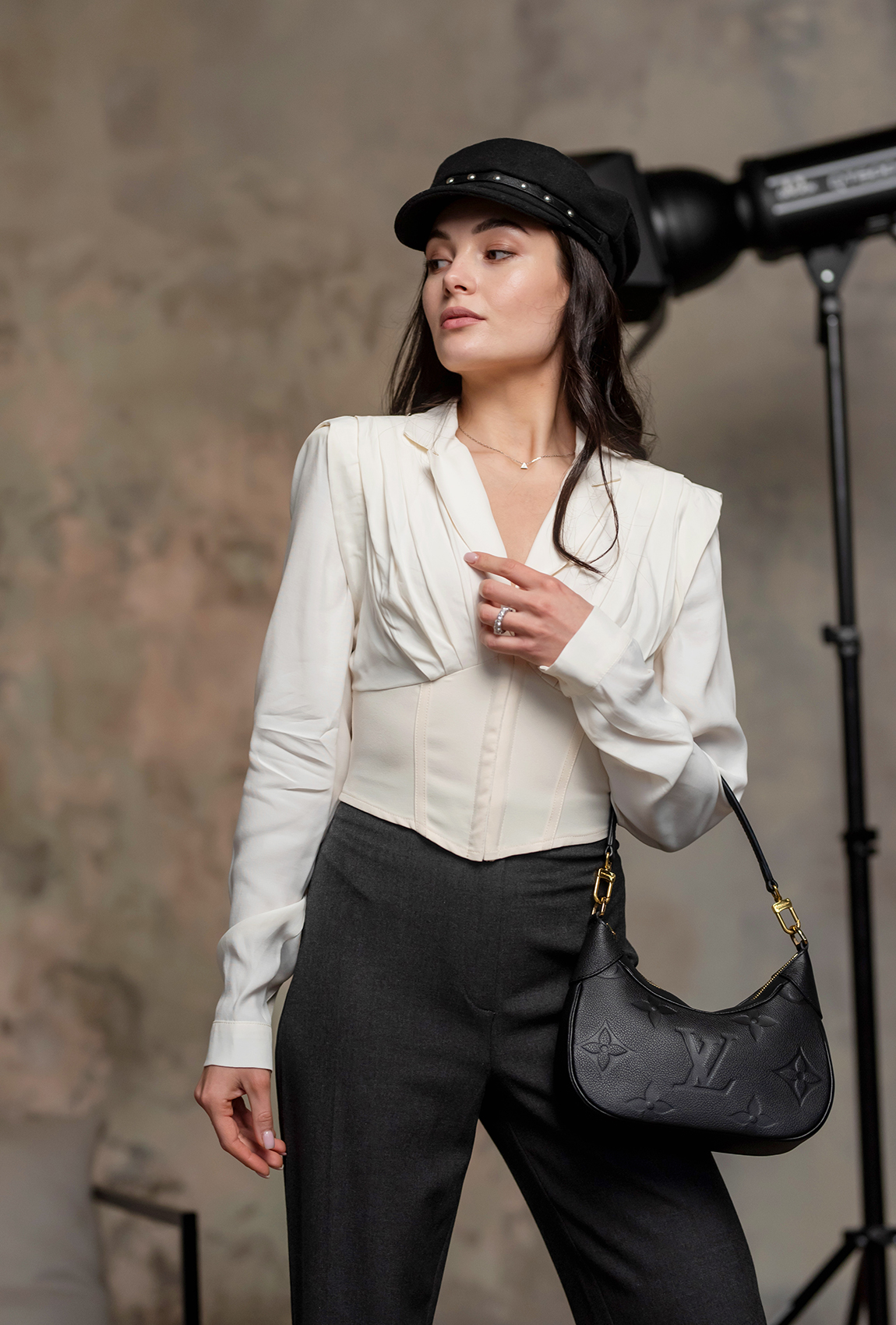 Біла блуза на гачках  —  520684. Maritel