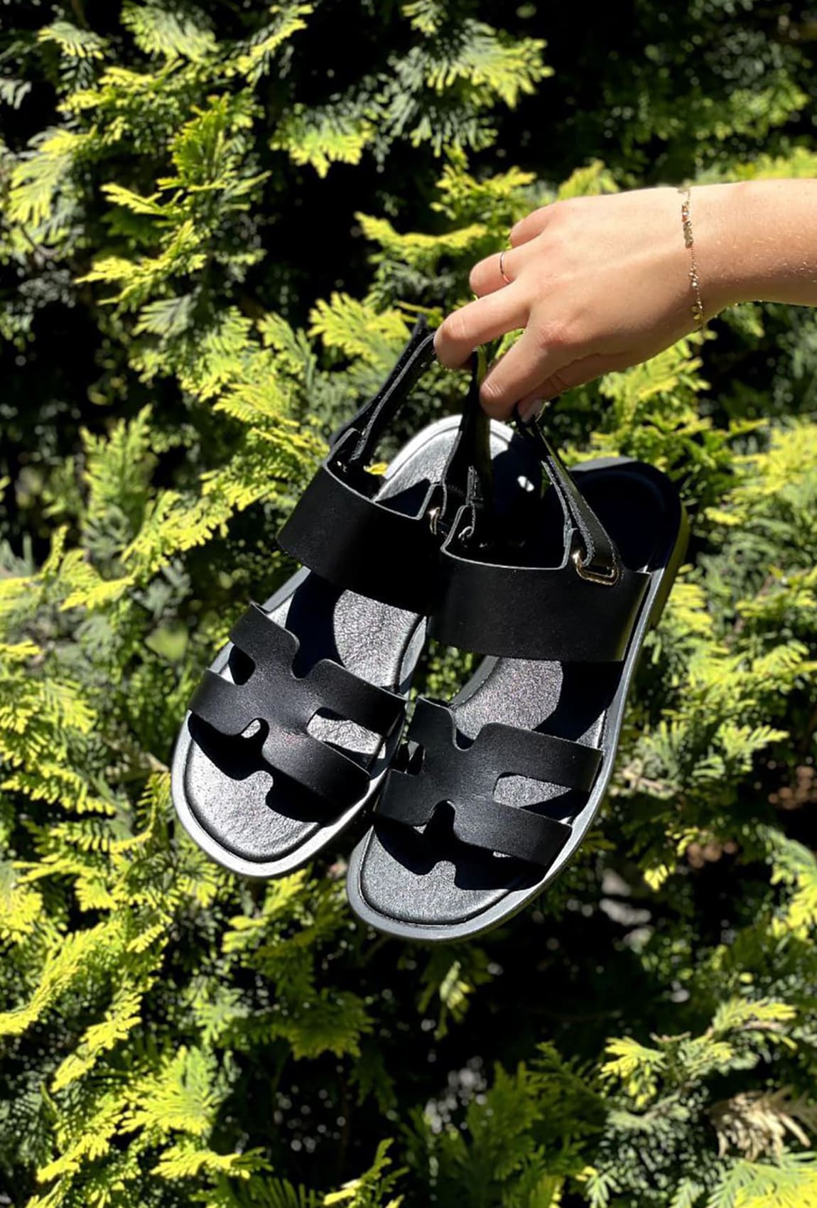 Черные босоножки с бантом — 895622. Maritel. Изображенние 2 Черные босоножки с бантом — 895622. Maritel. Изображенние 2