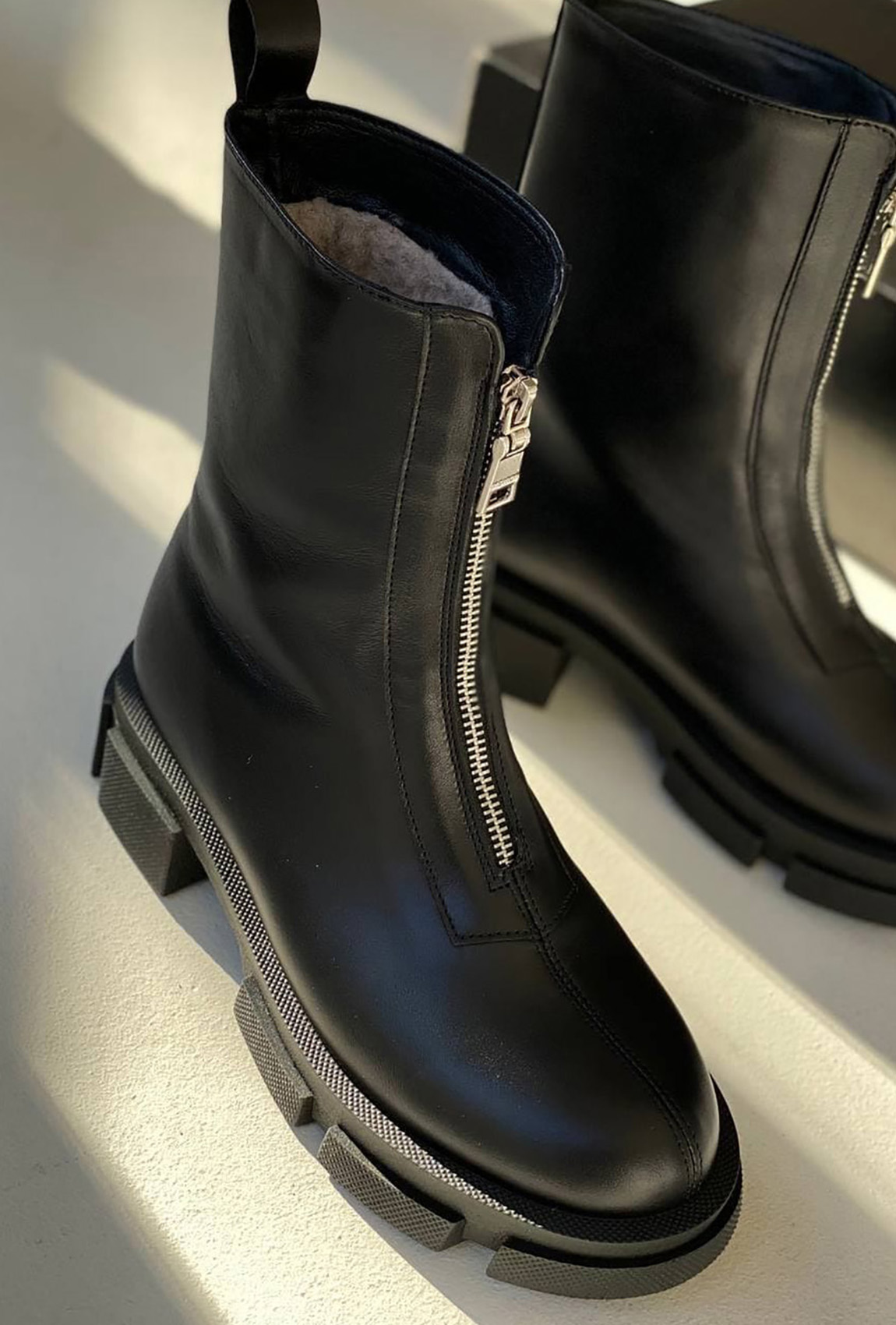 Черные ботинки на молнии — 411111. Maritel Черные ботинки на молнии — 411111. Maritel