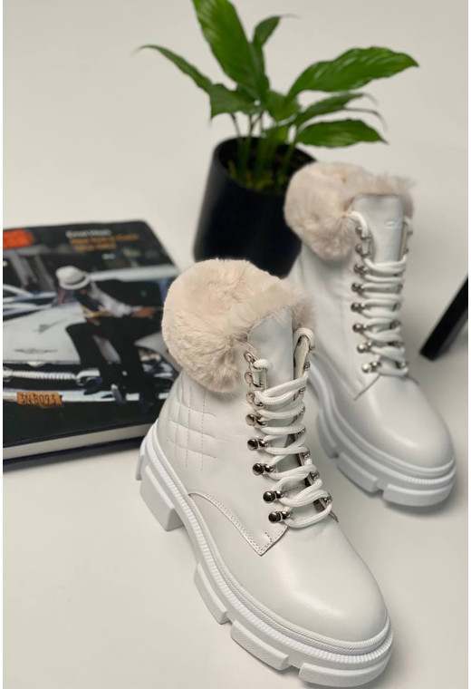 Білі зимові черевики на шнурівках —  680062. Maritel