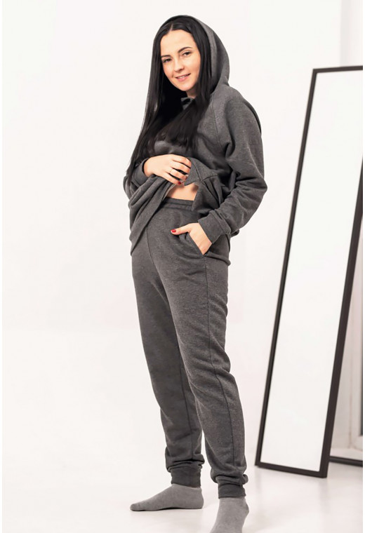 Базовые спортивные штаны антрацит — 528246. Maritel. Изображенние 1 Базовые спортивные штаны антрацит — 528246. Maritel. Изображенние 1